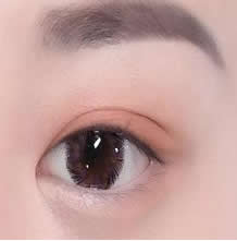 怎么化韓式大眼妝，眼睛變大的眼妝步驟（含圖）